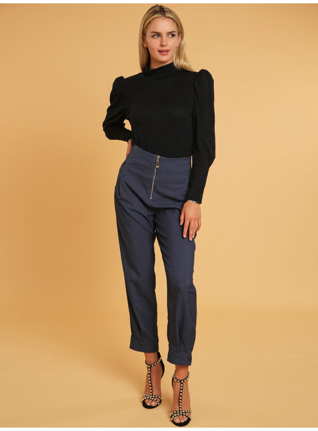 WOMEN'S LONG SLEEVE TURTLE NECK BLOUSE WOMEN'S LONG SLEEVE TURTLE NECK BLOUSE