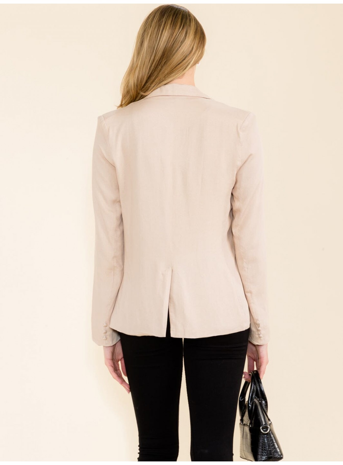 WOMEN'S LONG SLEEVE BUTTON CLOSURE SHIMMER BLAZER WOMEN'S LONG SLEEVE BUTTON CLOSURE SHIMMER BLAZER