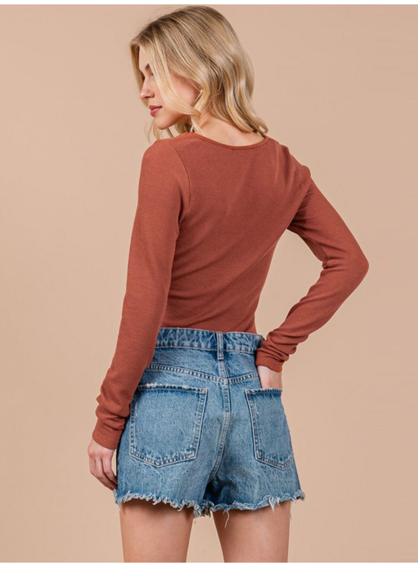 WOMEN'S LONG SLEEVE ROUND NECK RIBBED BODYSUIT