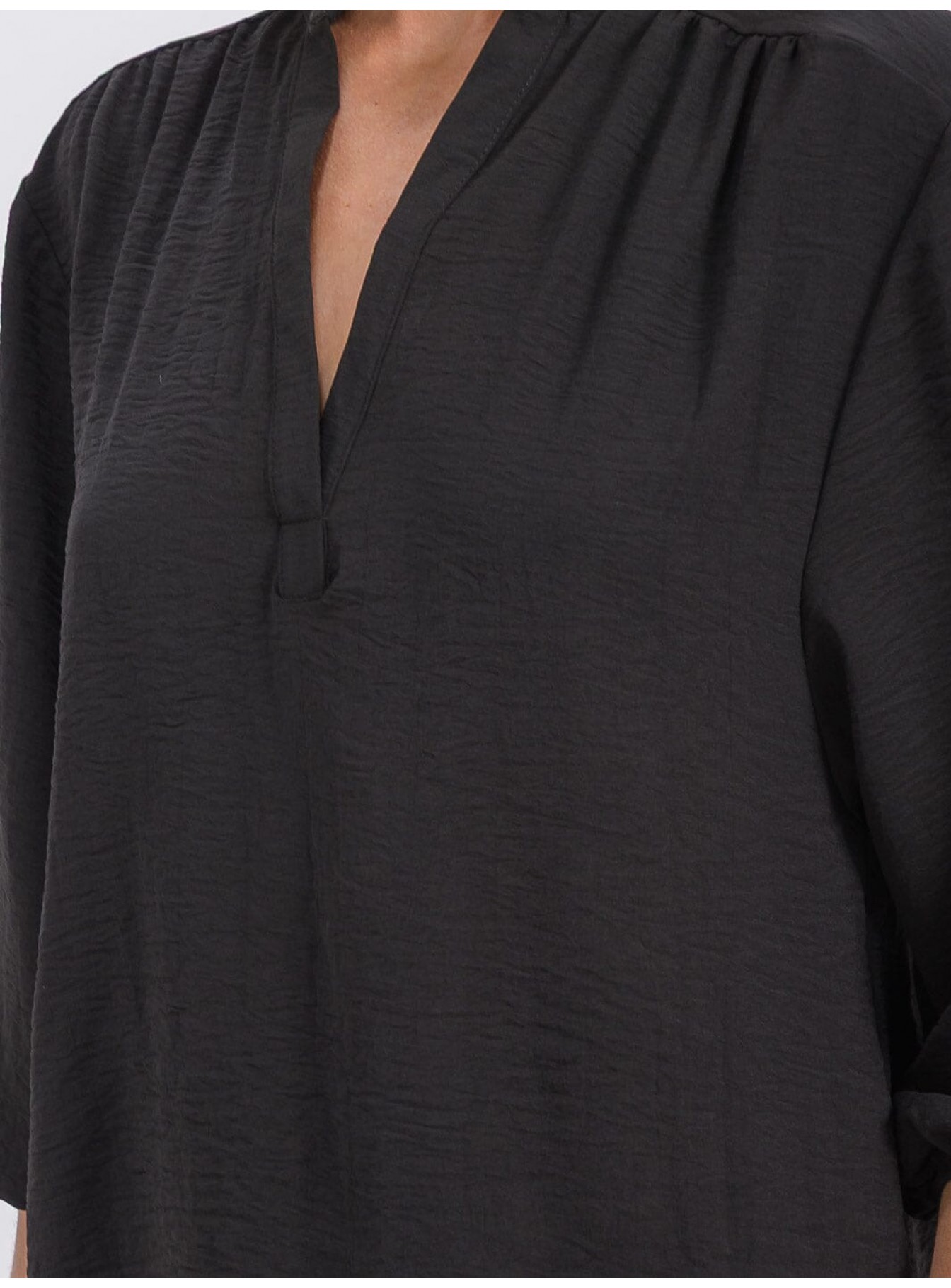 WOMEN'S 3/4 SLEEVE V-NECK HIGH-LOW BLOUSE WOMEN'S 3/4 SLEEVE V-NECK HIGH-LOW BLOUSE