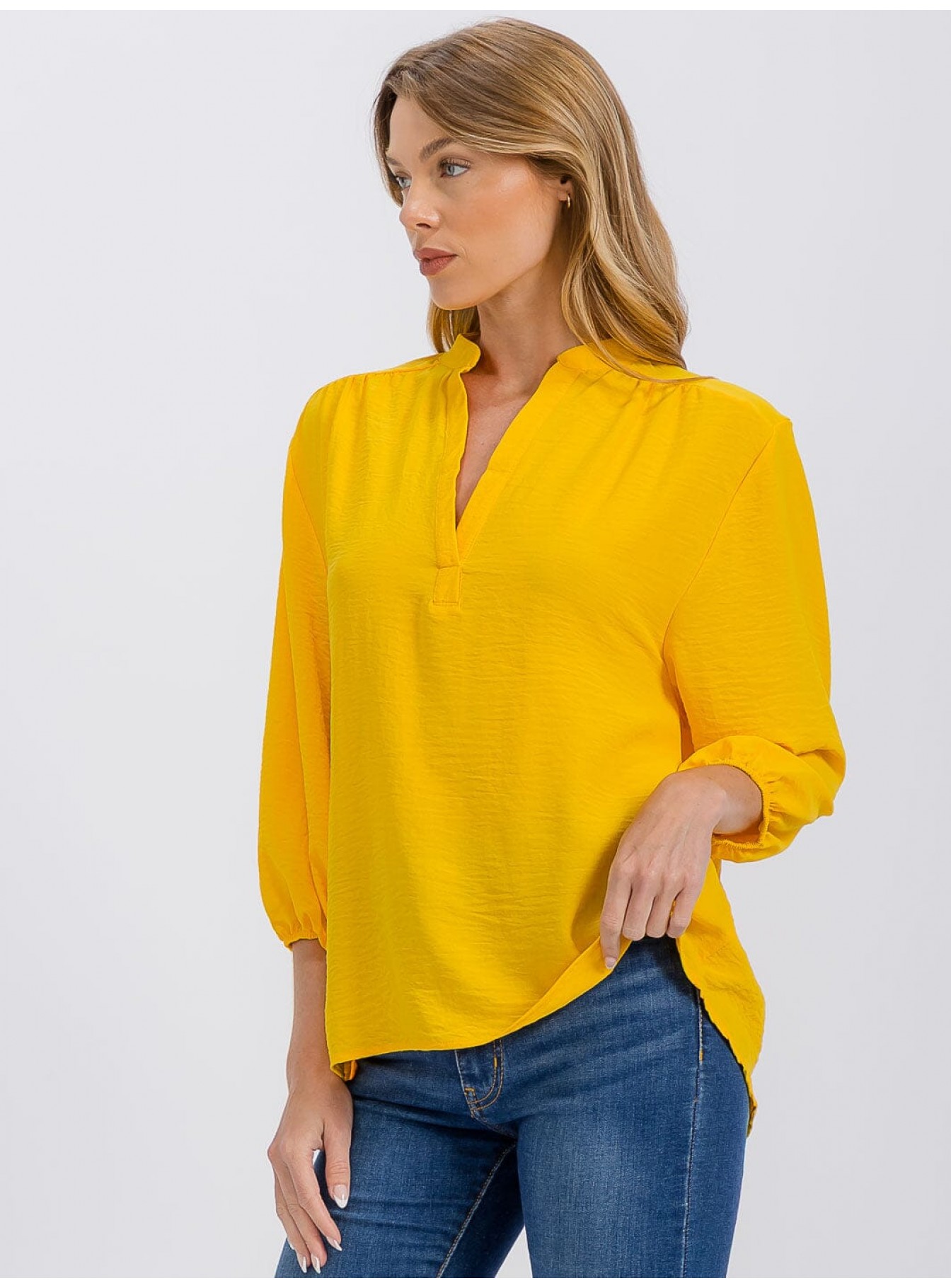 WOMEN'S 3/4 SLEEVE V-NECK HIGH-LOW BLOUSE WOMEN'S 3/4 SLEEVE V-NECK HIGH-LOW BLOUSE