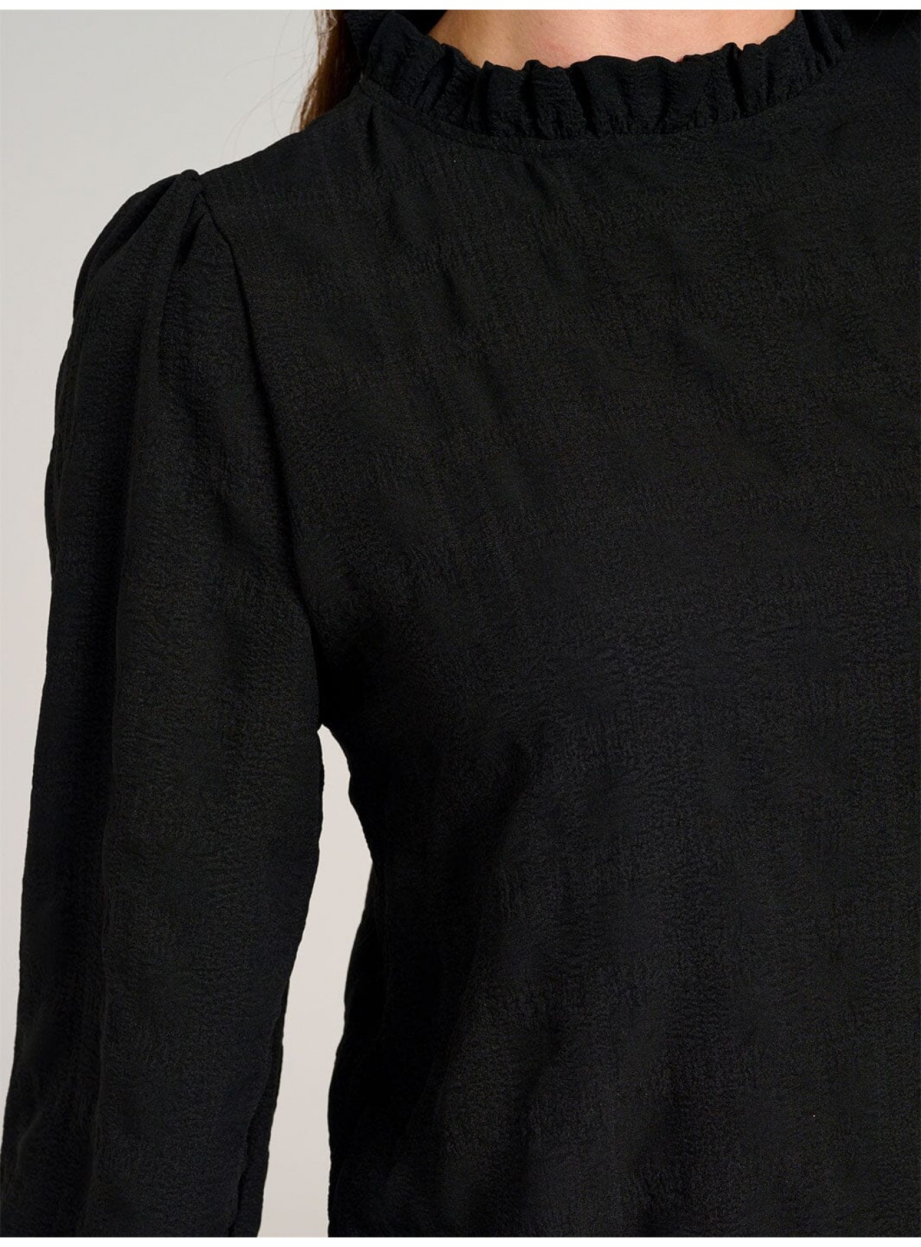 WOMEN'S LONG SLEEVE MOCK NECK RUFFLE DETAILED BLOUSE WOMEN'S LONG SLEEVE MOCK NECK RUFFLE DETAILED BLOUSE