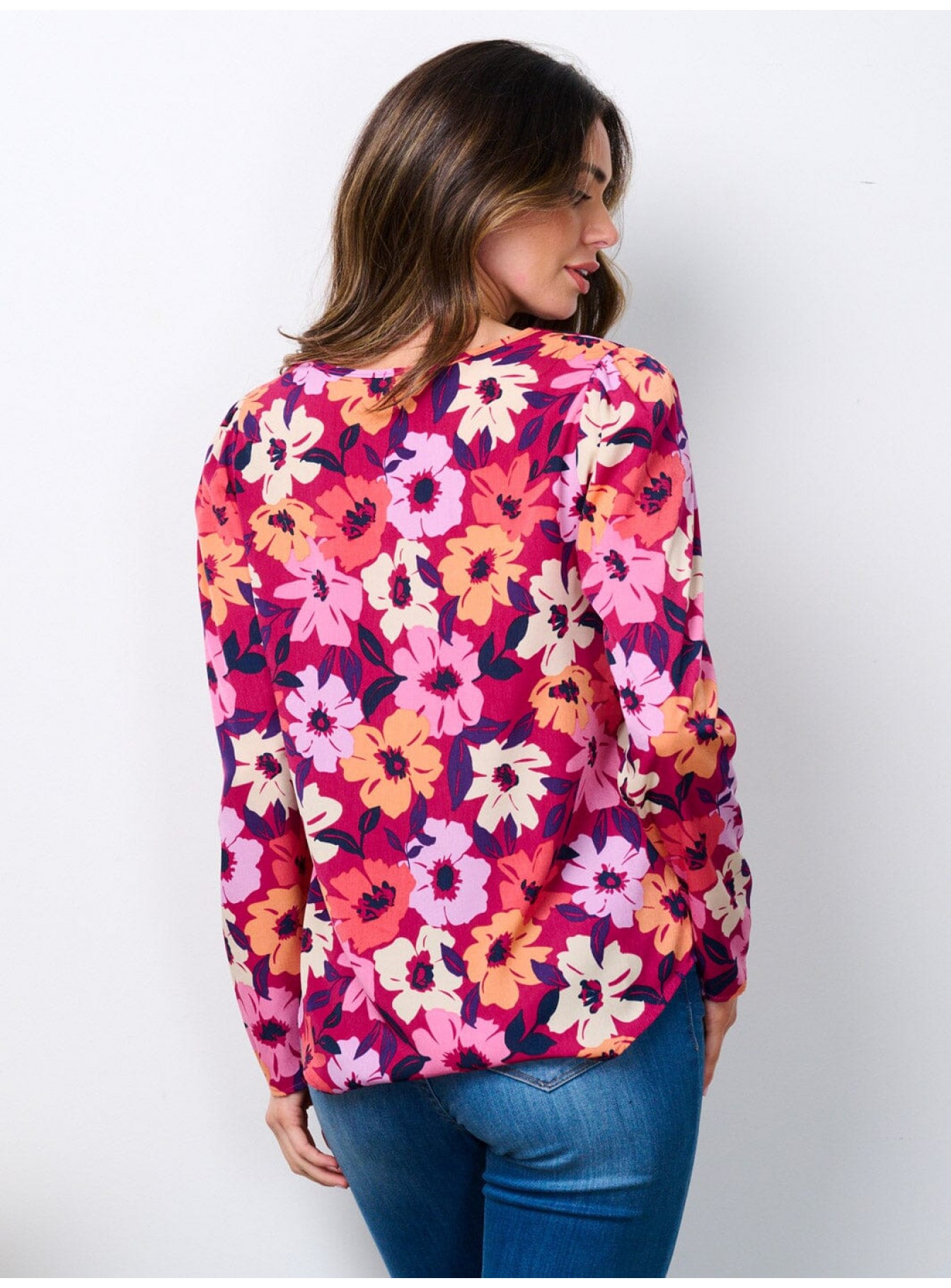 WOMEN'S LONG SLEEVE FLORAL BLOUSE WOMEN'S LONG SLEEVE FLORAL BLOUSE