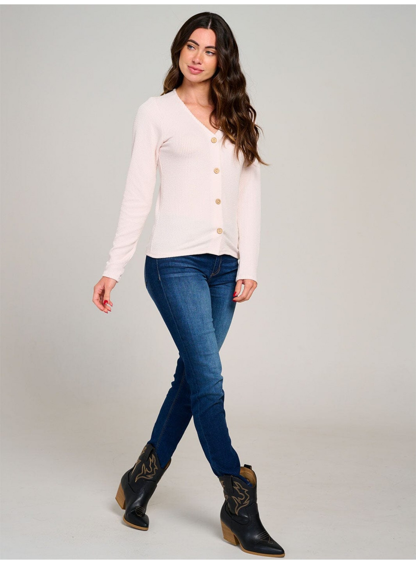 WOMEN'S LONG SLEEVE BUTTON CLOSURE RIBBED TOP WOMEN'S LONG SLEEVE BUTTON CLOSURE RIBBED TOP