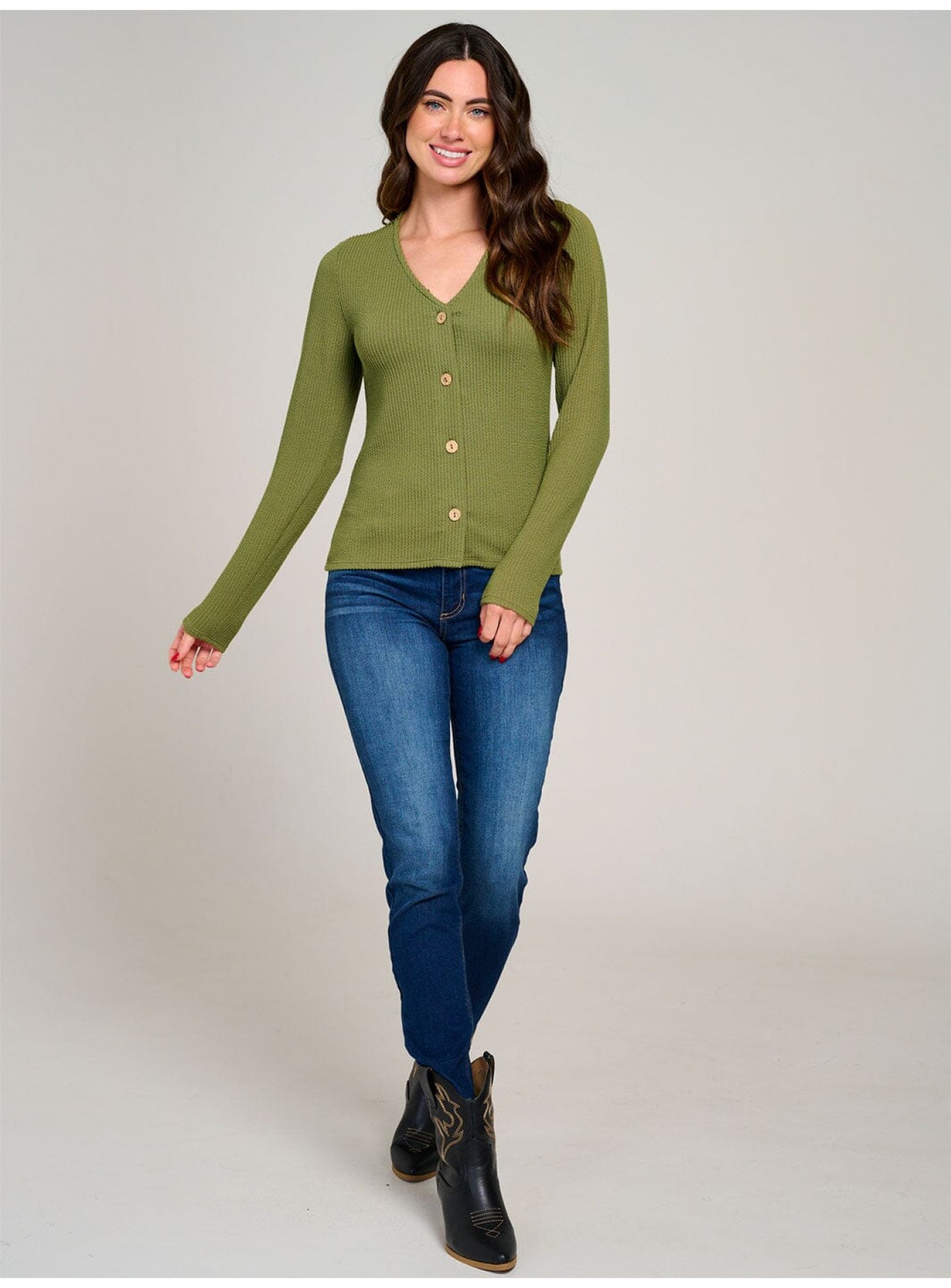 WOMEN'S LONG SLEEVE BUTTON CLOSURE RIBBED TOP WOMEN'S LONG SLEEVE BUTTON CLOSURE RIBBED TOP