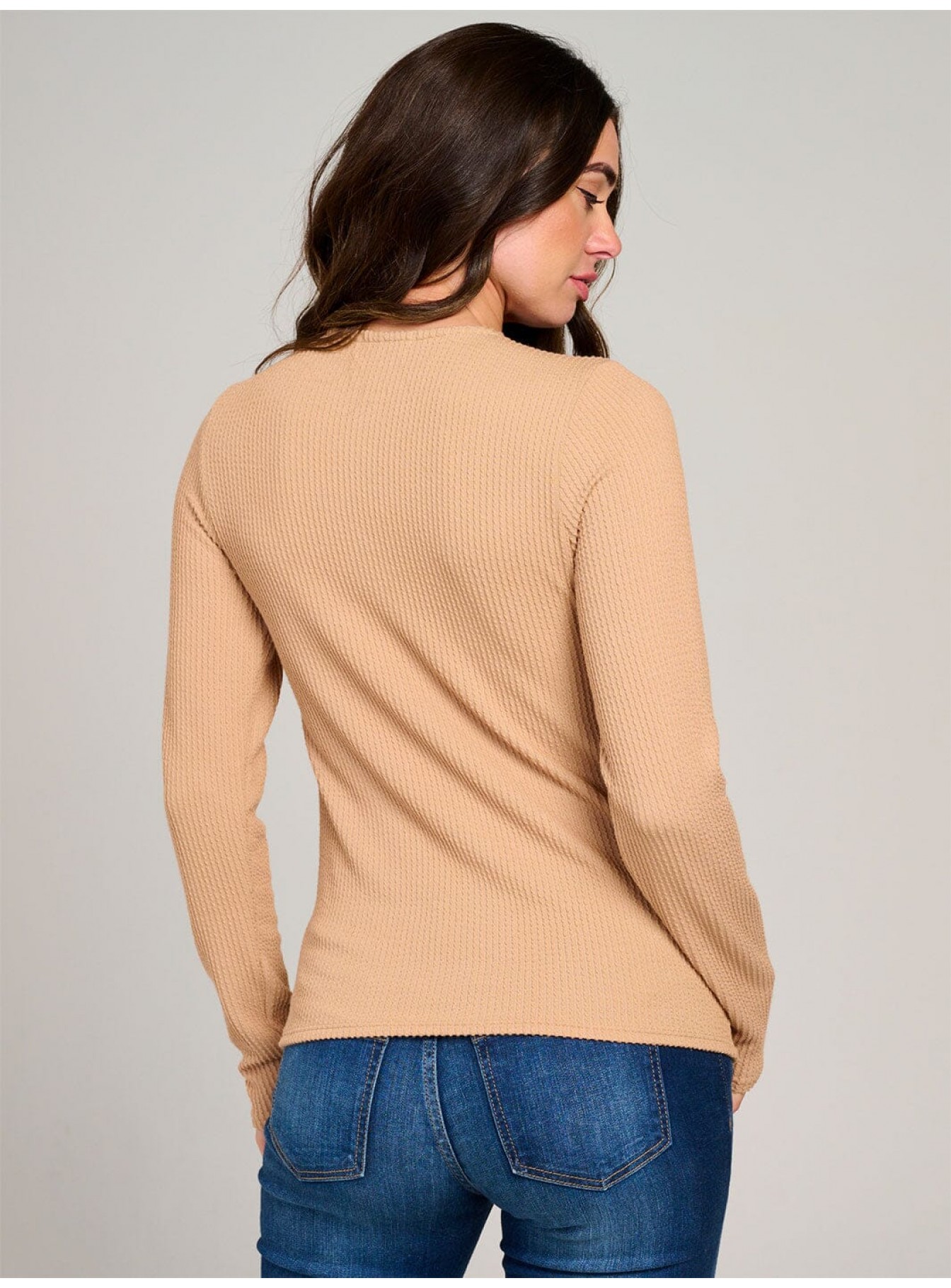 WOMEN'S LONG SLEEVE BUTTON CLOSURE RIBBED TOP WOMEN'S LONG SLEEVE BUTTON CLOSURE RIBBED TOP