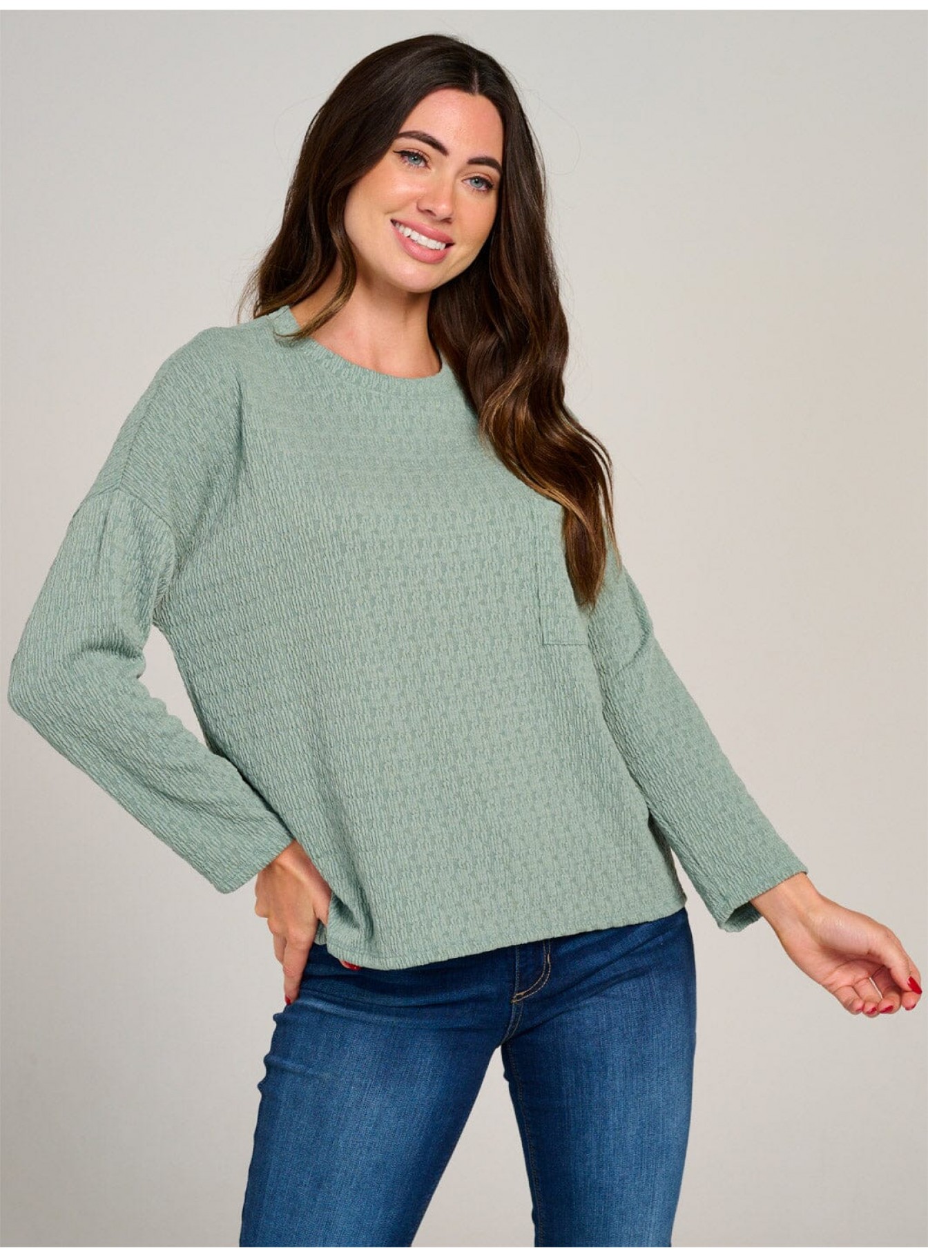 WOMEN'S LONG SLEEVE FRONT POCKET DETAILED BLOUSE