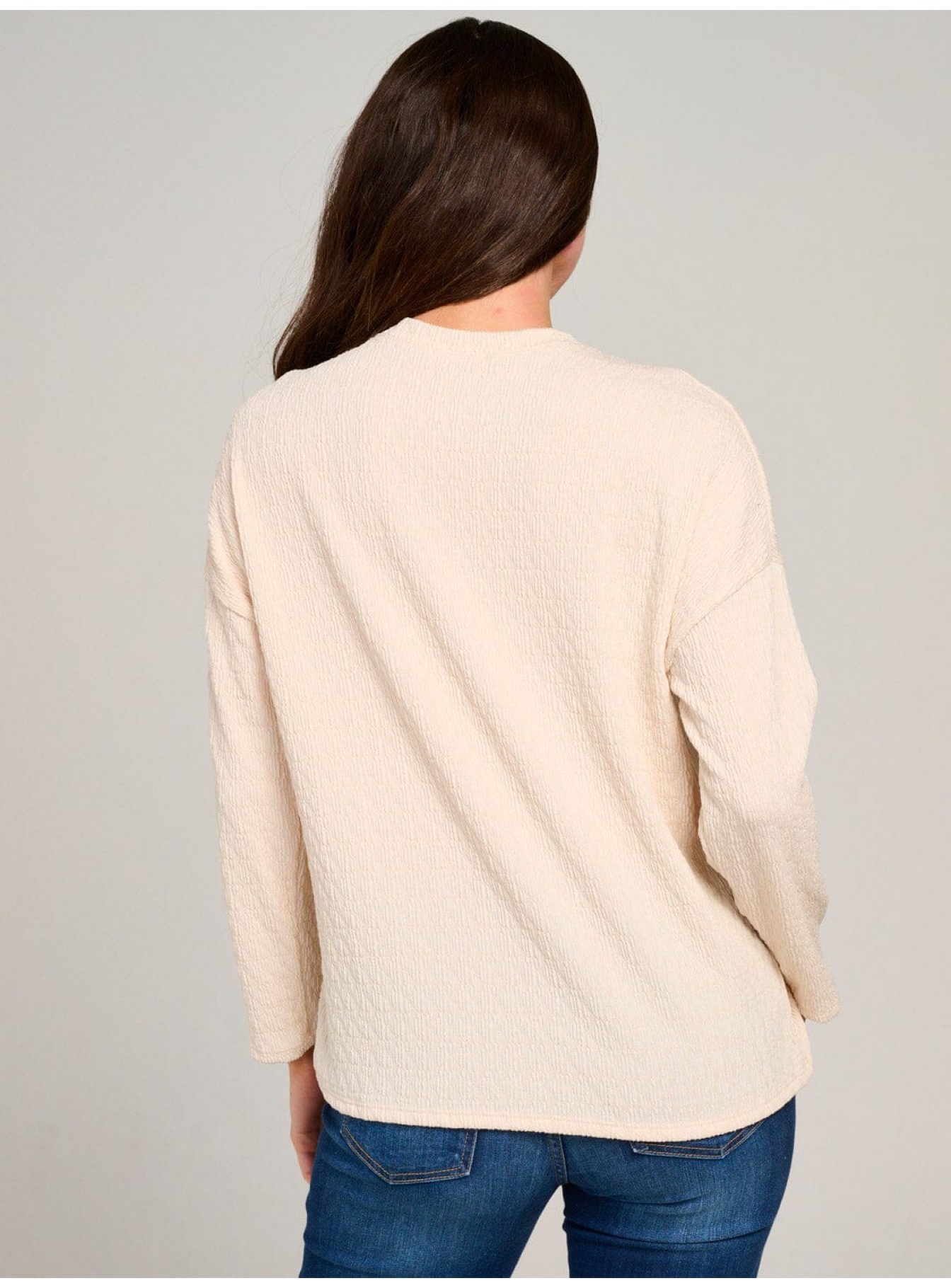 WOMEN'S LONG SLEEVE FRONT POCKET DETAILED BLOUSE