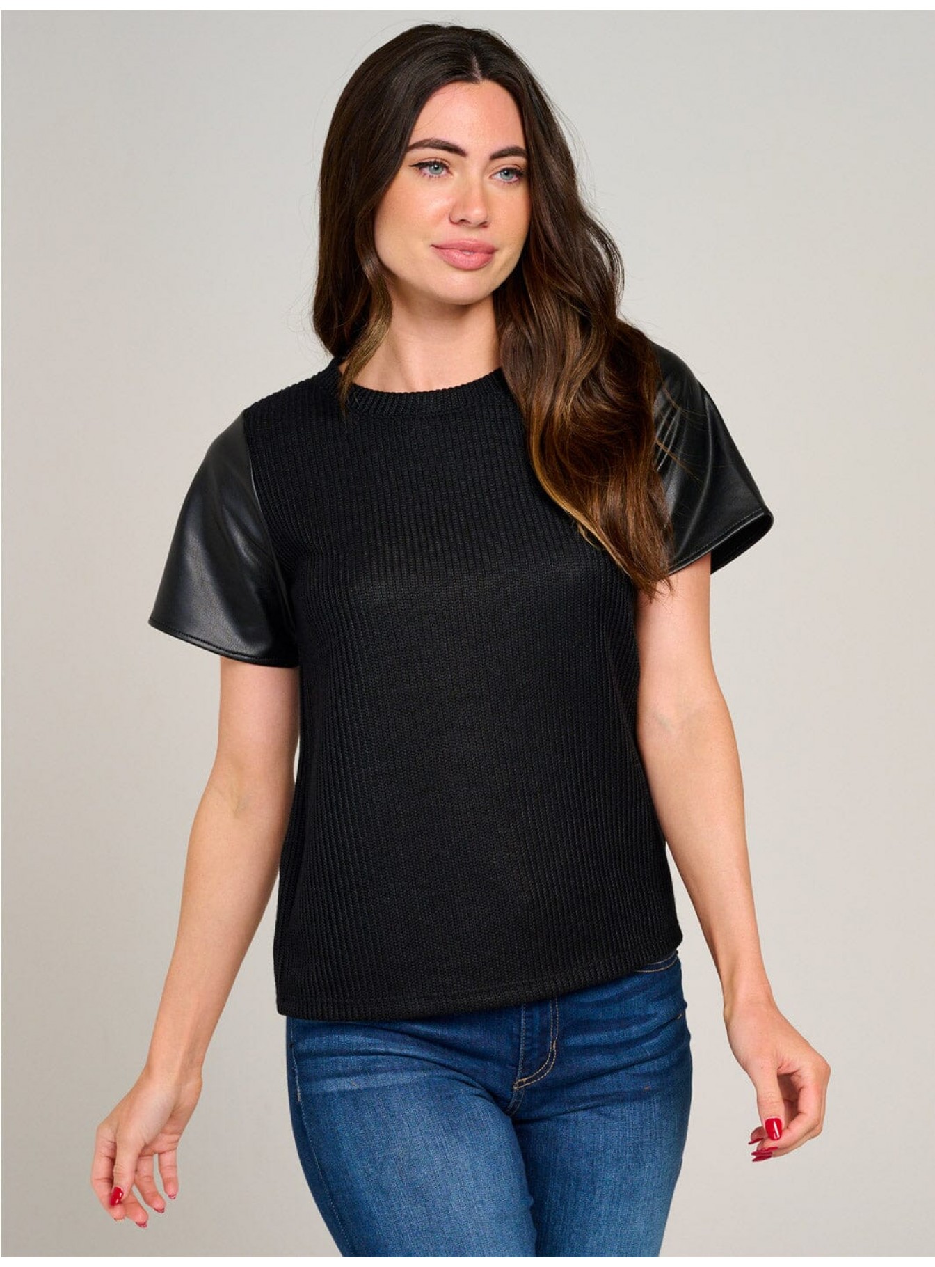 WOMEN'S SHORT SLEEVE KNIT CONTRAST PU PLEATHER BLOUSE