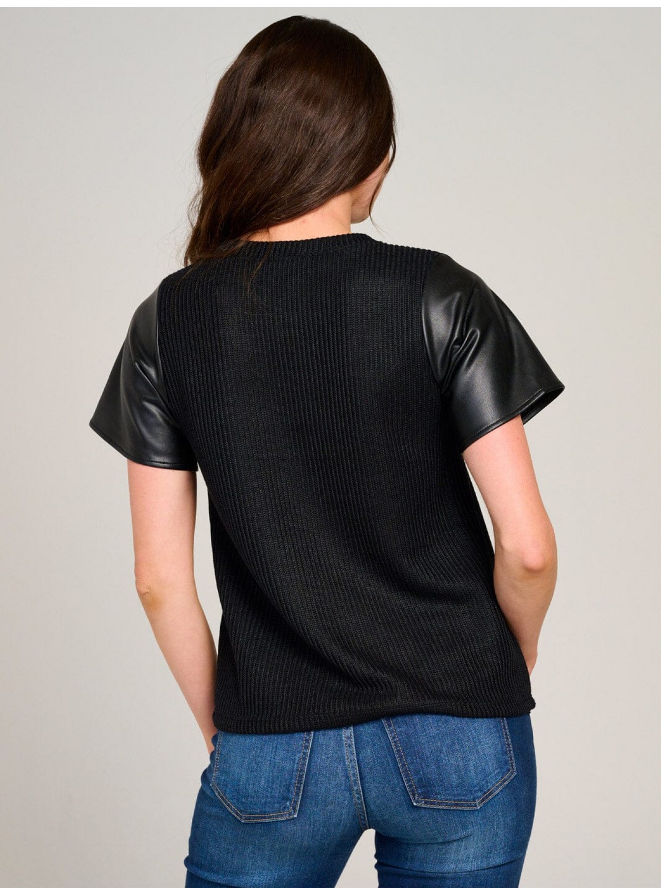 WOMEN'S SHORT SLEEVE KNIT CONTRAST PU PLEATHER BLOUSE