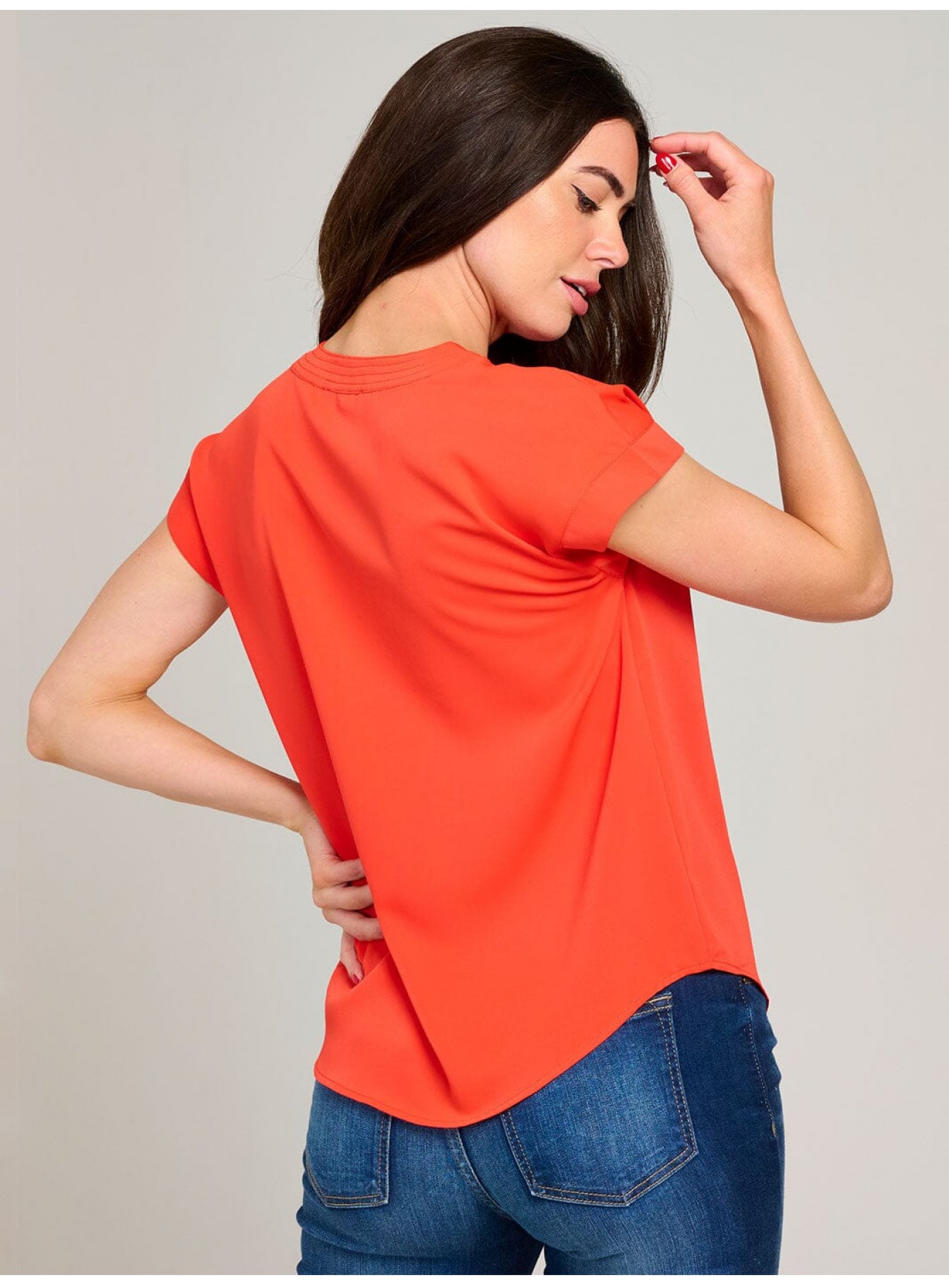 WOMEN'S SHORT SLEEVE V-NECK SOLID BLOUSE WOMEN'S SHORT SLEEVE V-NECK SOLID BLOUSE