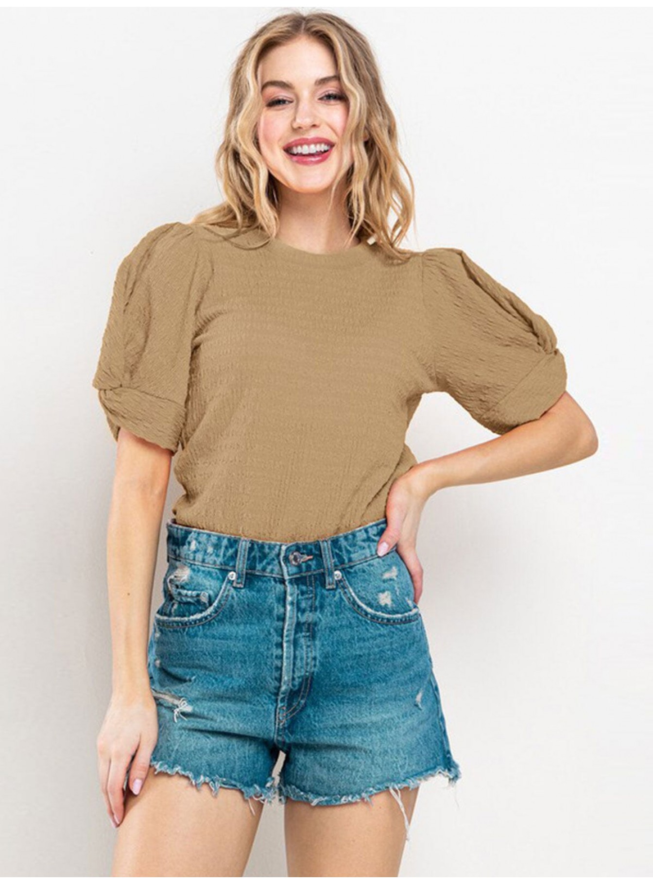 WOMEN'S SHORT PUFF SLEEVE DETAILED BLOUSE WOMEN'S SHORT PUFF SLEEVE DETAILED BLOUSE