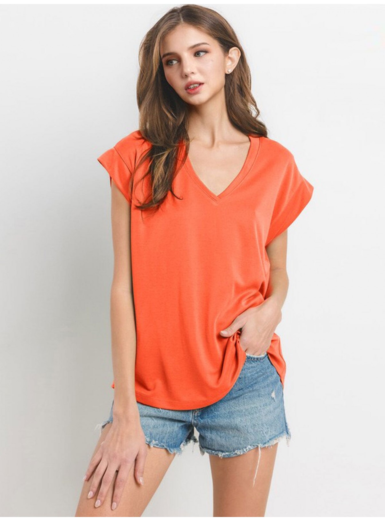 WOMEN'S SHORT SLEEVE V-NECK SOLID TOP