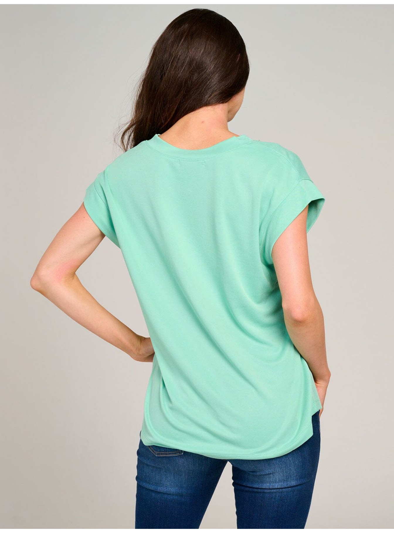 WOMEN'S SHORT SLEEVE V-NECK SOLID TOP