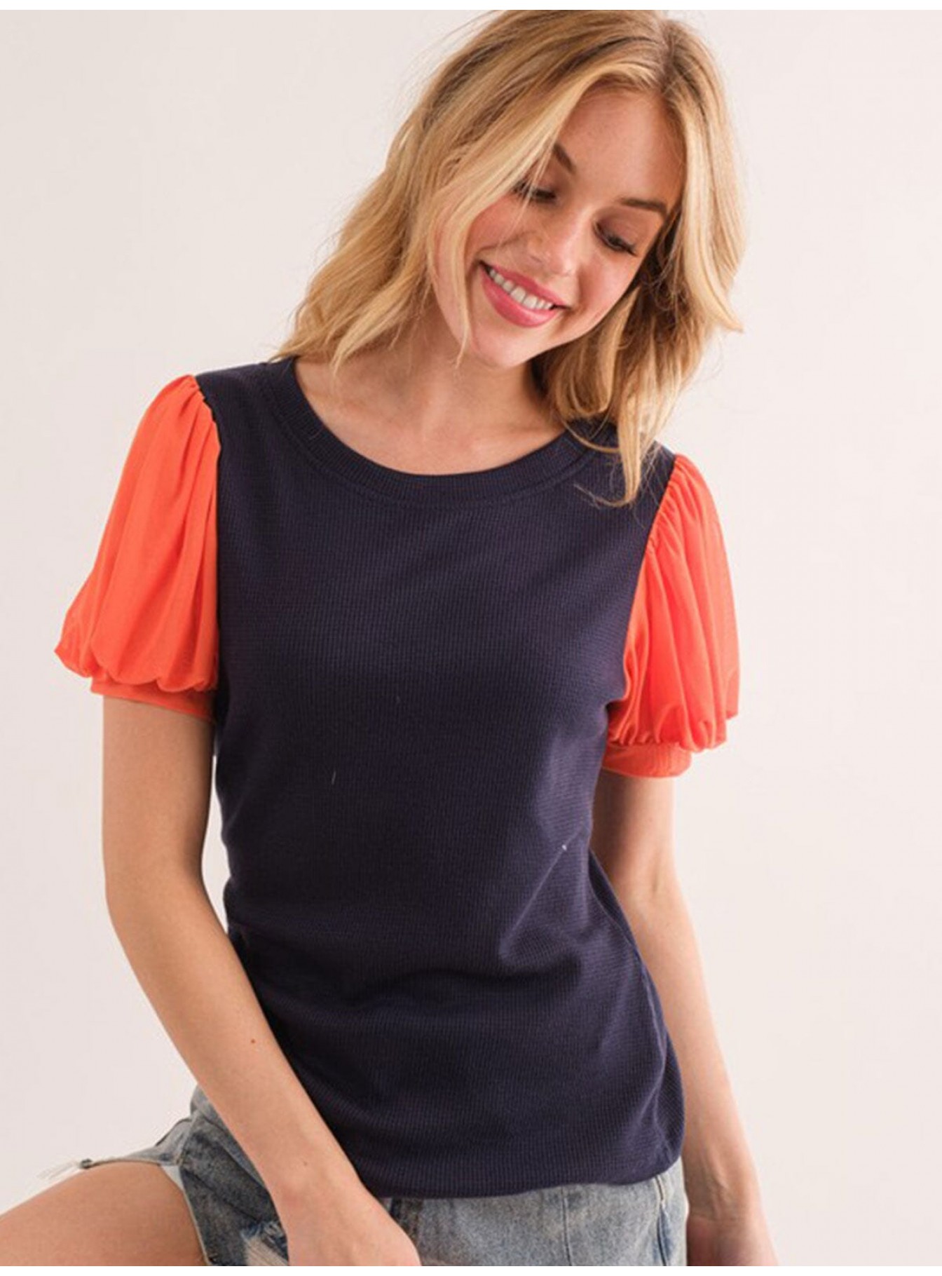 WOMEN'S SHORT PUFF SLEEVE RIBBED COLORBLOCK TOP