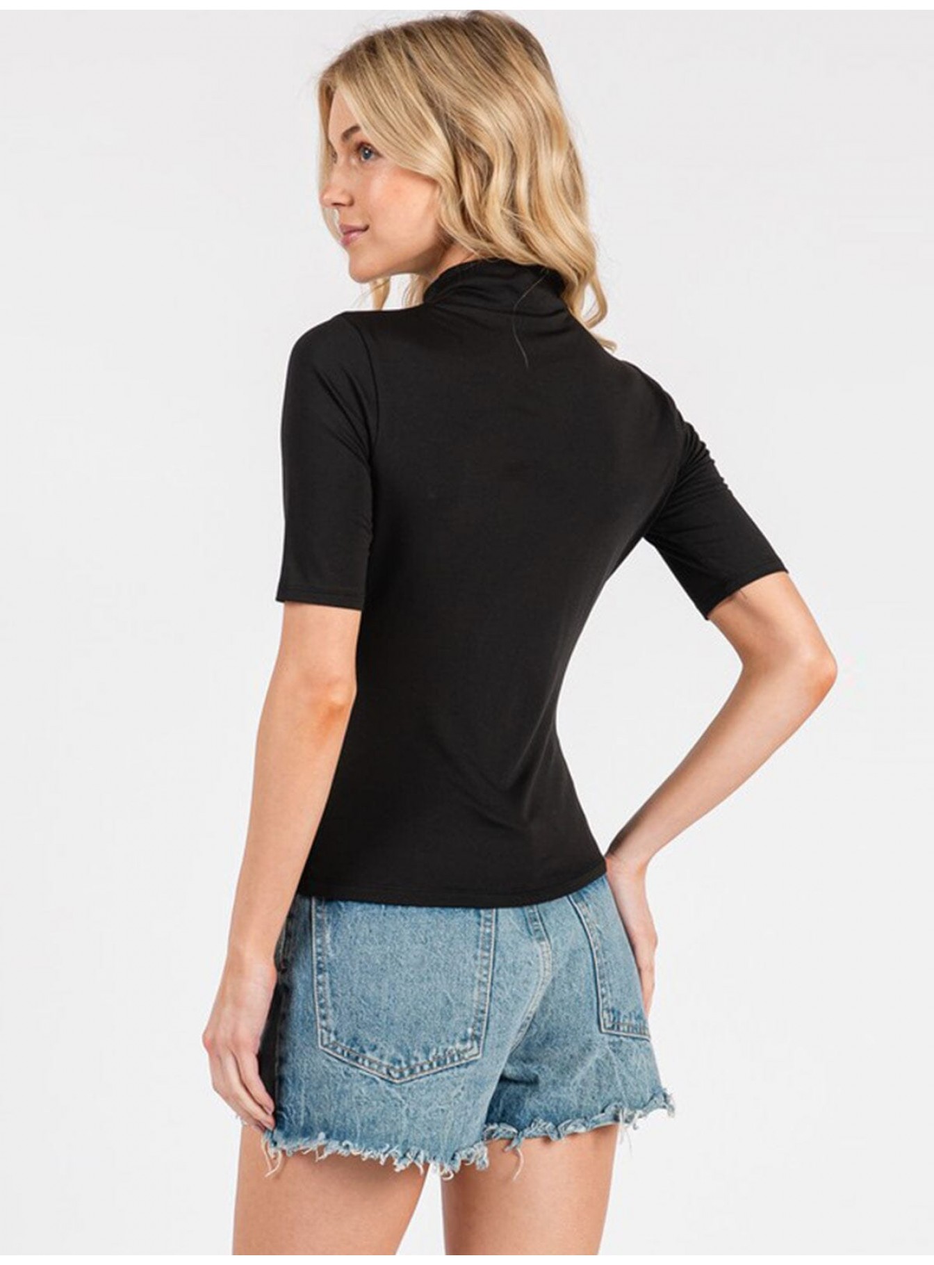 WOMEN'S SHORT SLEEVE MOCK NECK SOLID TOP