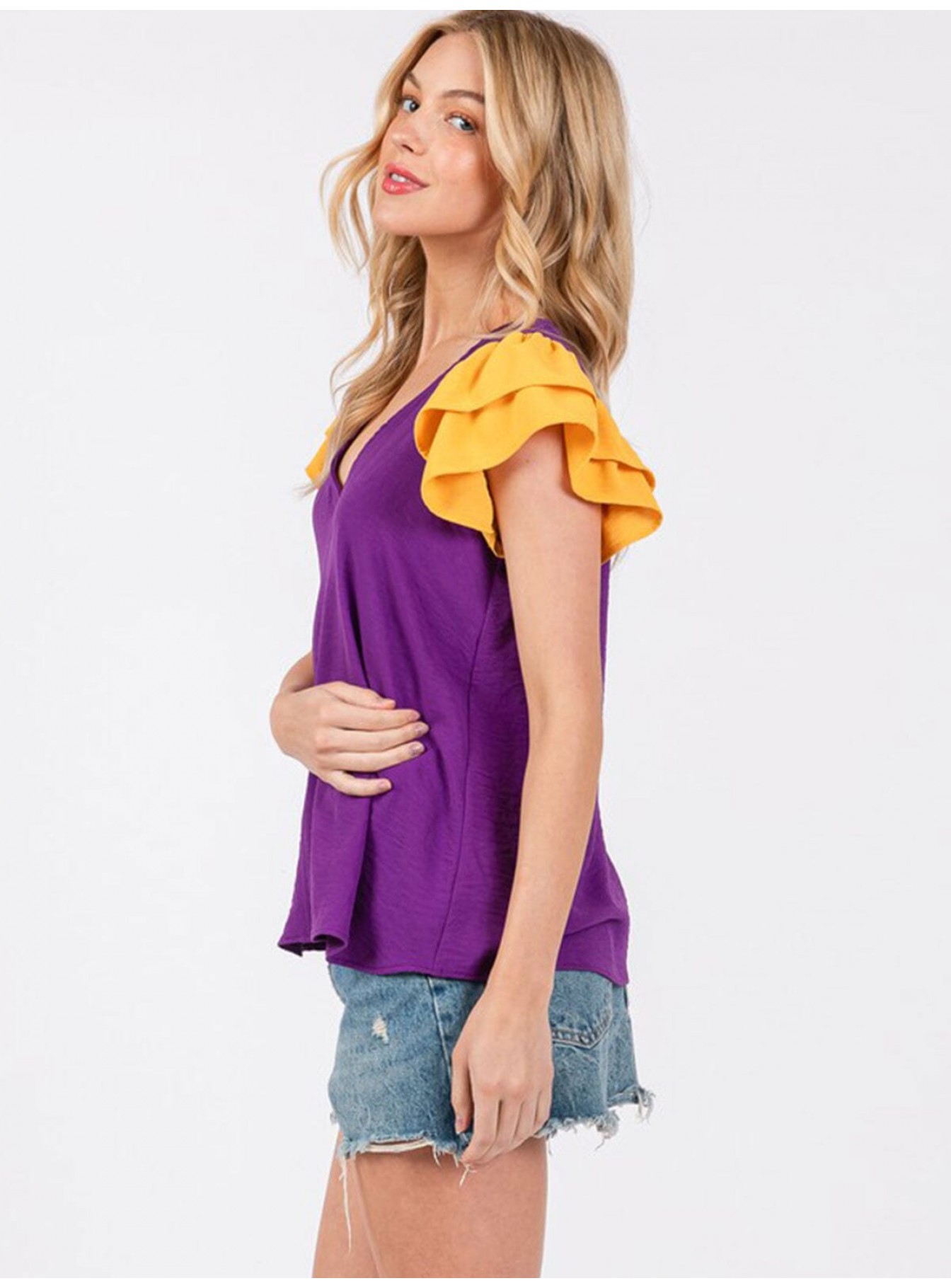 WOMEN'S SHORT RUFFLE SLEEVE V-NECK COLORBLOCK BLOUSE WOMEN'S SHORT RUFFLE SLEEVE V-NECK COLORBLOCK BLOUSE