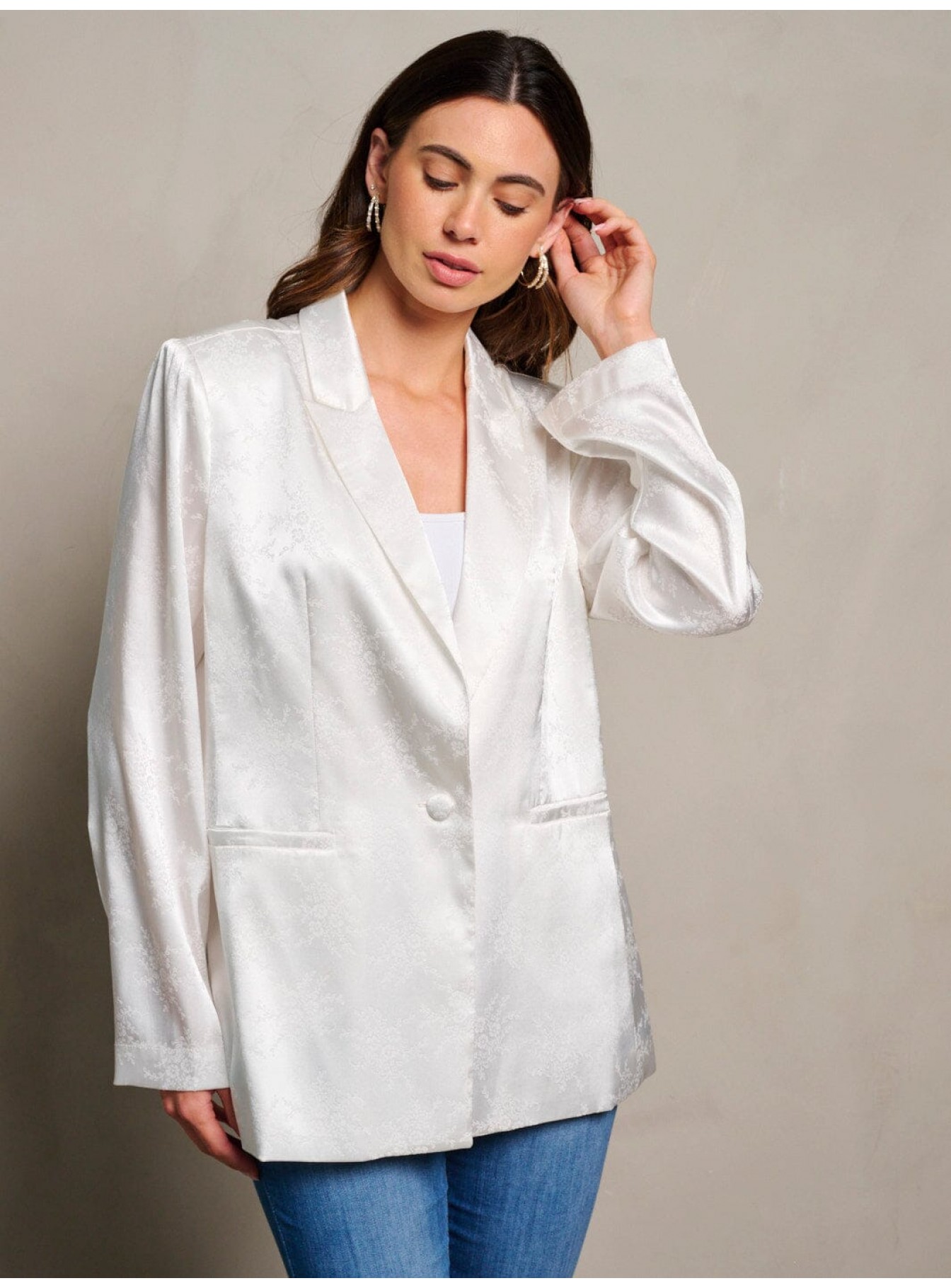 WOMEN'S LONG SLEEVE BUTTON CLOSURE FLORAL JACQUARD BLAZER