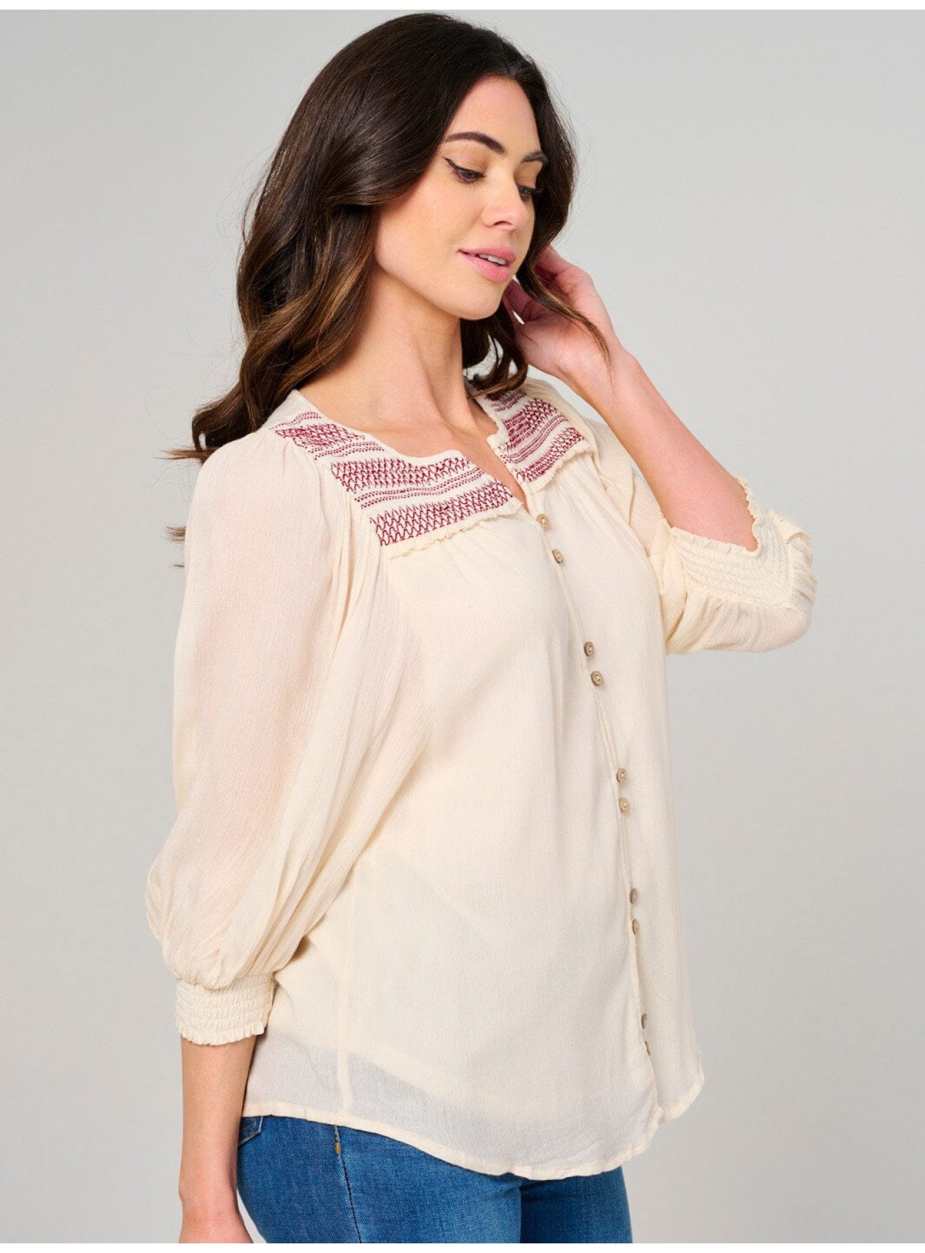 WOMEN'S 3/4 PUFF SLEEVE BUTTON CLOSURE DETAILED BLOUSE